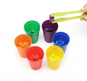 Counting bears in cups